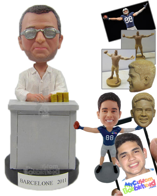 Businessman Ready to Do Business Wearing a Long-Sleeved Shirt Personalized Bobblehead Businessman Ready to Do Business Wearing a Long-Sleeved Shirt Personalized Bobblehead